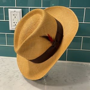 Vintage Men’s Capas Headwear NY Panama Tan Hat Handwoven in Ecuador XL with band